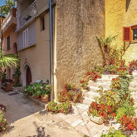 Two-bedroom Holiday In